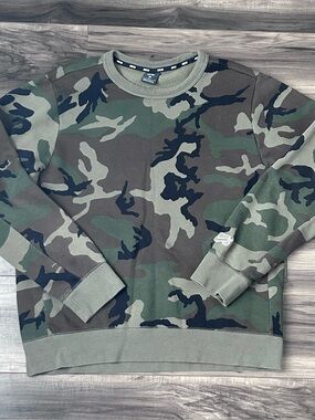 Nike SB Camouflage Green Pullover Crewneck Sweatshirt Mens Large Skateboarding
